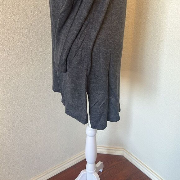 Women's H&M Lightweight V-Neck Long Sleeve Quilted Detail Gray Sweater ~ Size M - Picture 4 of 7